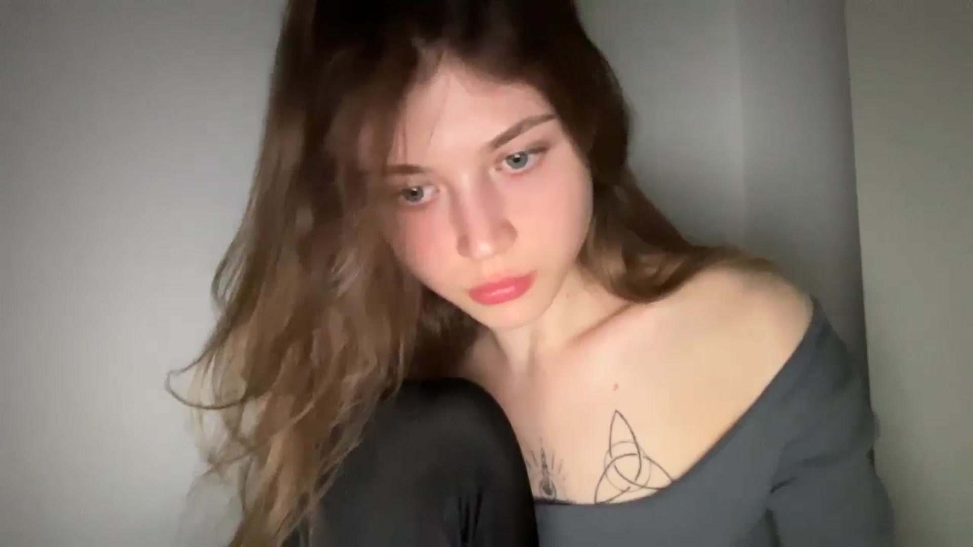 Gallery image thumbnail from Coconut_dream's myfreecams stream on, 05/27/2024, 19:21 image 14 of 20