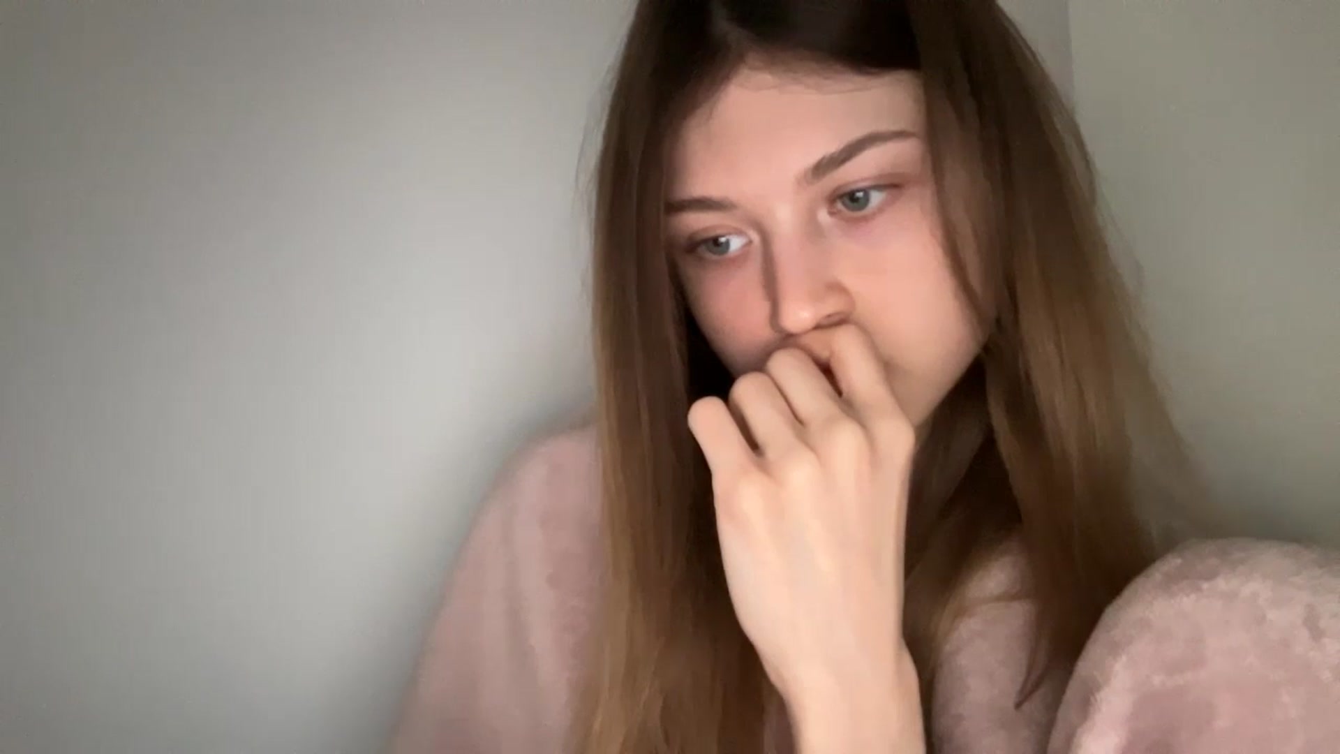 Gallery image thumbnail from Coconut_dream's myfreecams stream on, 05/28/2024, 06:25 image 7 of 20