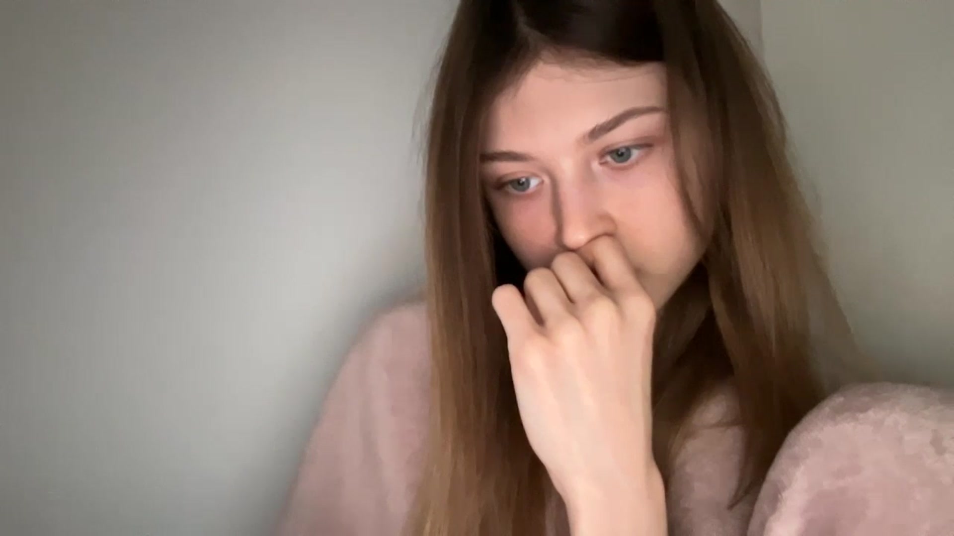 Gallery image thumbnail from Coconut_dream's myfreecams stream on, 05/28/2024, 06:25 image 8 of 20