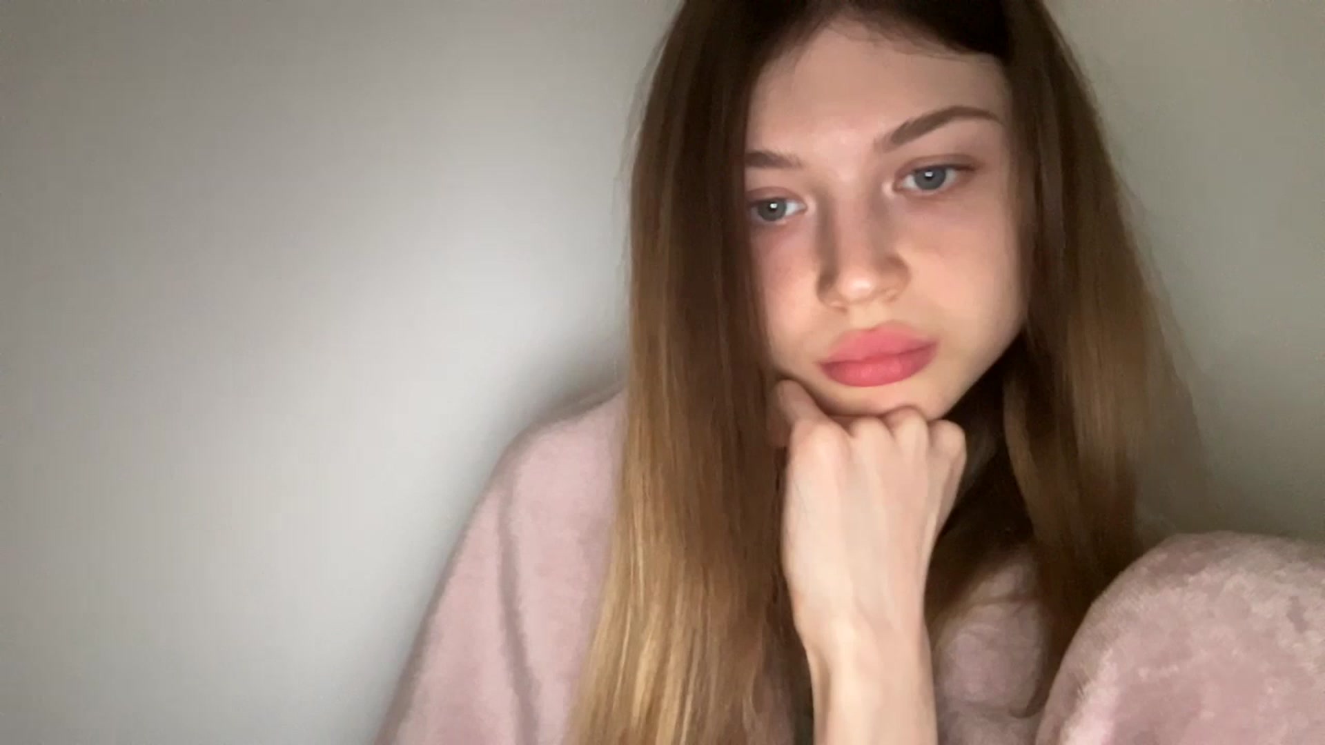 Gallery image thumbnail from Coconut_dream's myfreecams stream on, 05/28/2024, 06:25 image 2 of 20