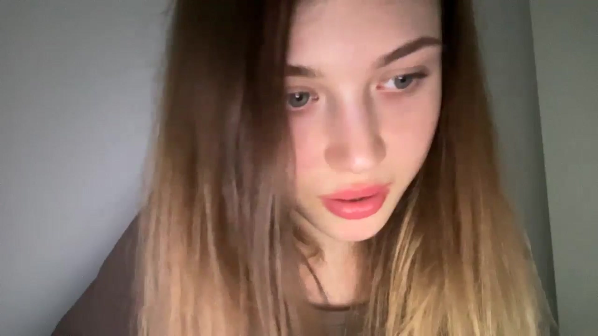 Gallery image thumbnail from Coconut_dream's myfreecams stream on, 05/28/2024, 18:24 image 15 of 20