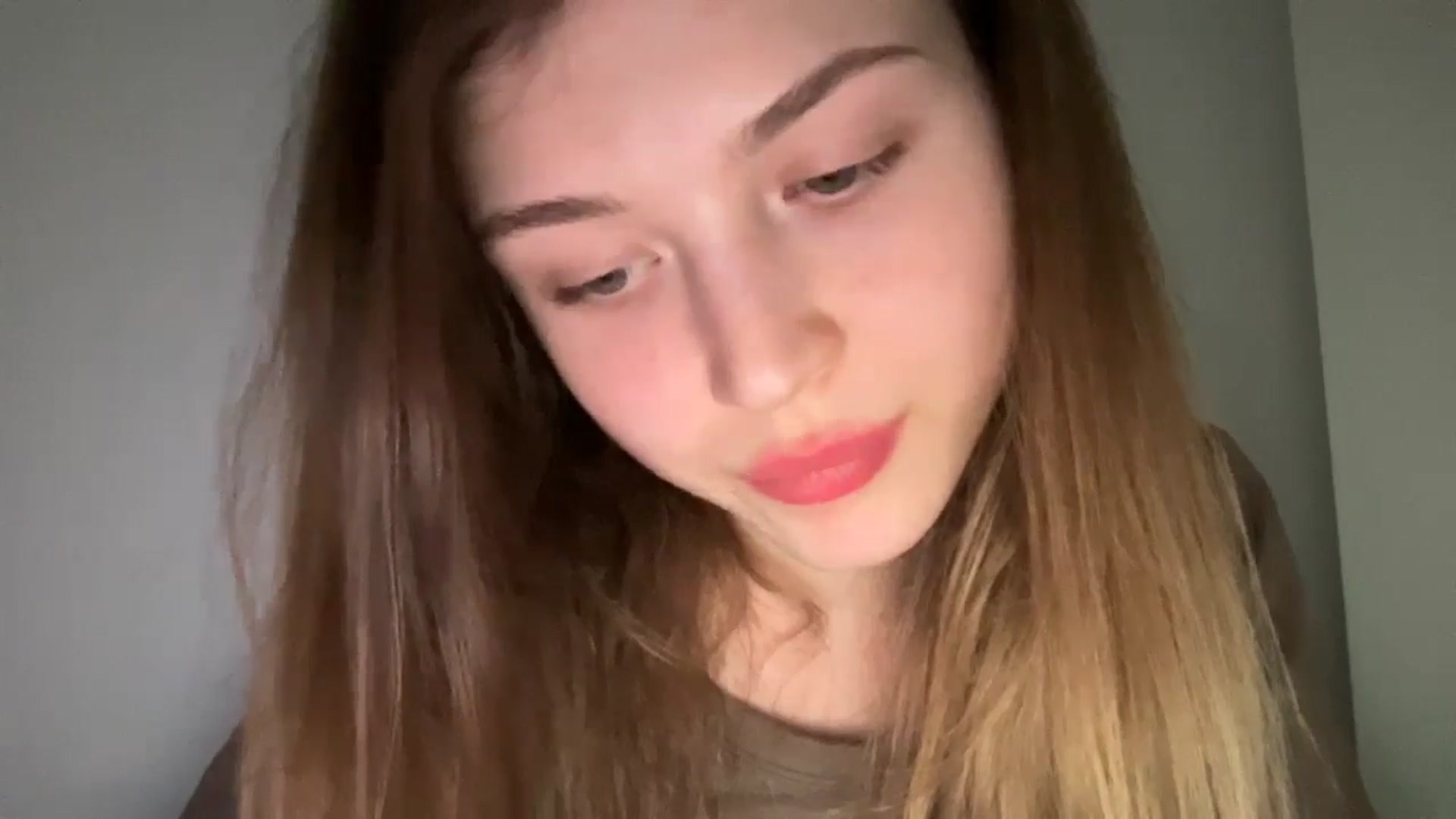 Gallery image thumbnail from Coconut_dream's myfreecams stream on, 05/28/2024, 18:24 image 13 of 20