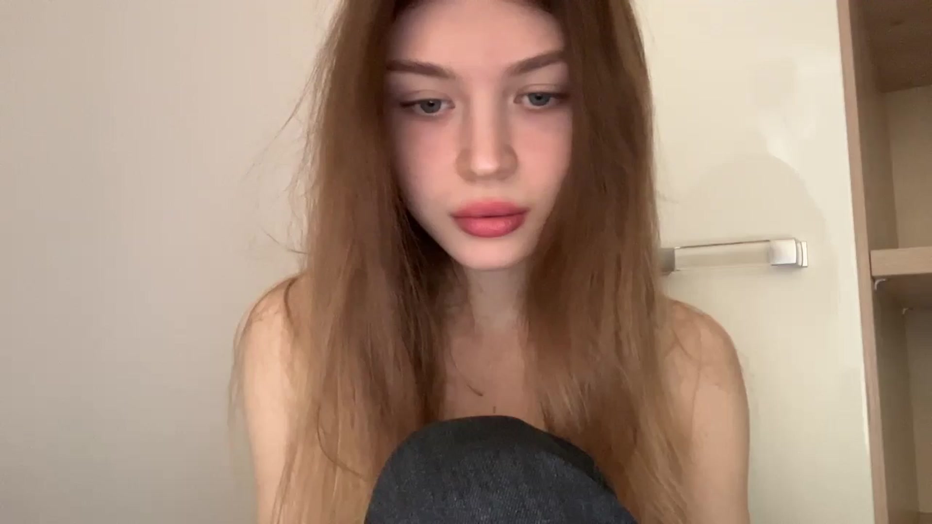 Gallery image thumbnail from Coconut_dream's myfreecams stream on, 05/30/2024, 07:02 image 14 of 20