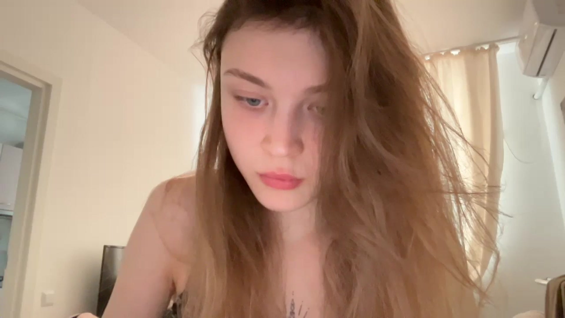 Gallery image thumbnail from Coconut_dream's myfreecams stream on, 05/31/2024, 09:54 image 15 of 20