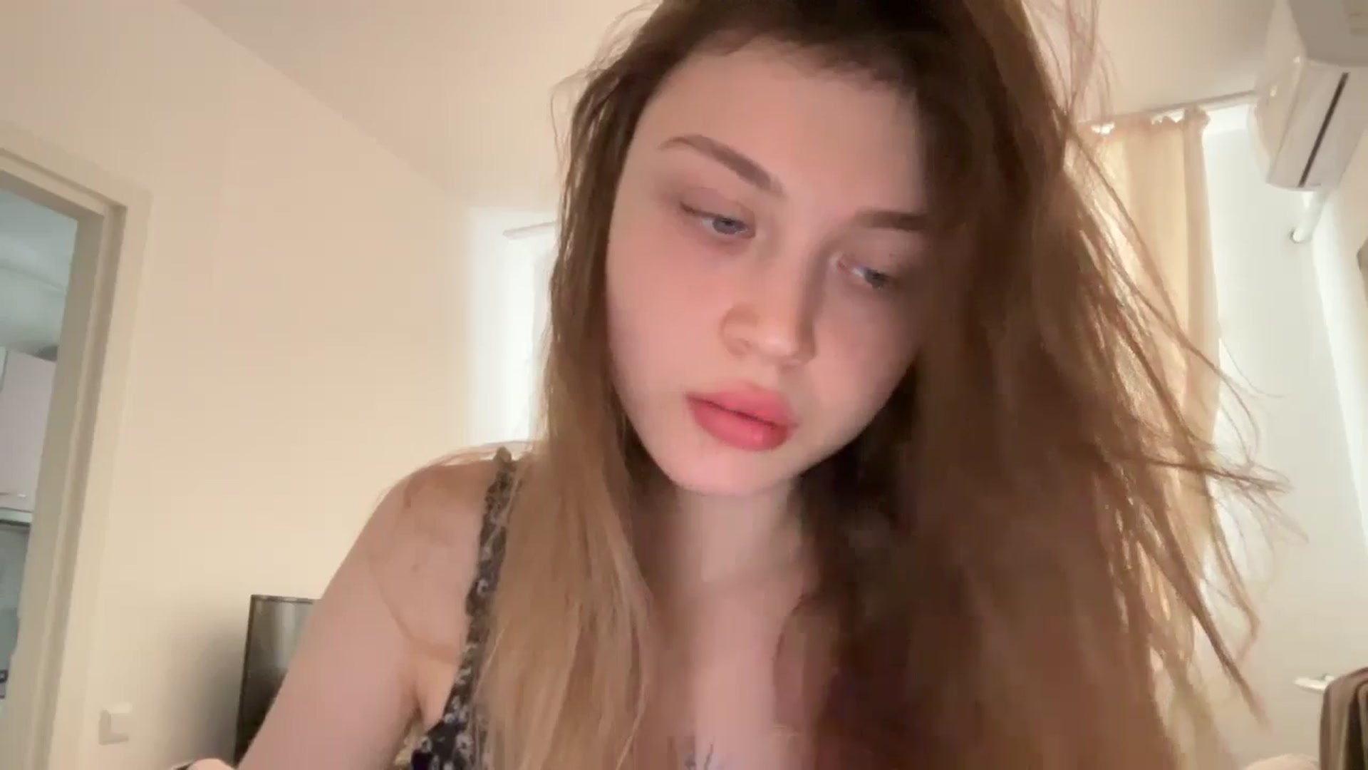 Gallery image thumbnail from Coconut_dream's myfreecams stream on, 05/31/2024, 09:54 image 17 of 20