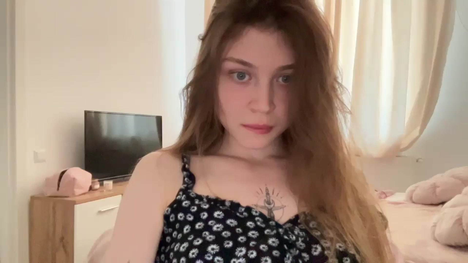 Gallery image thumbnail from Coconut_dream's myfreecams stream on, 05/31/2024, 10:25 image 13 of 20