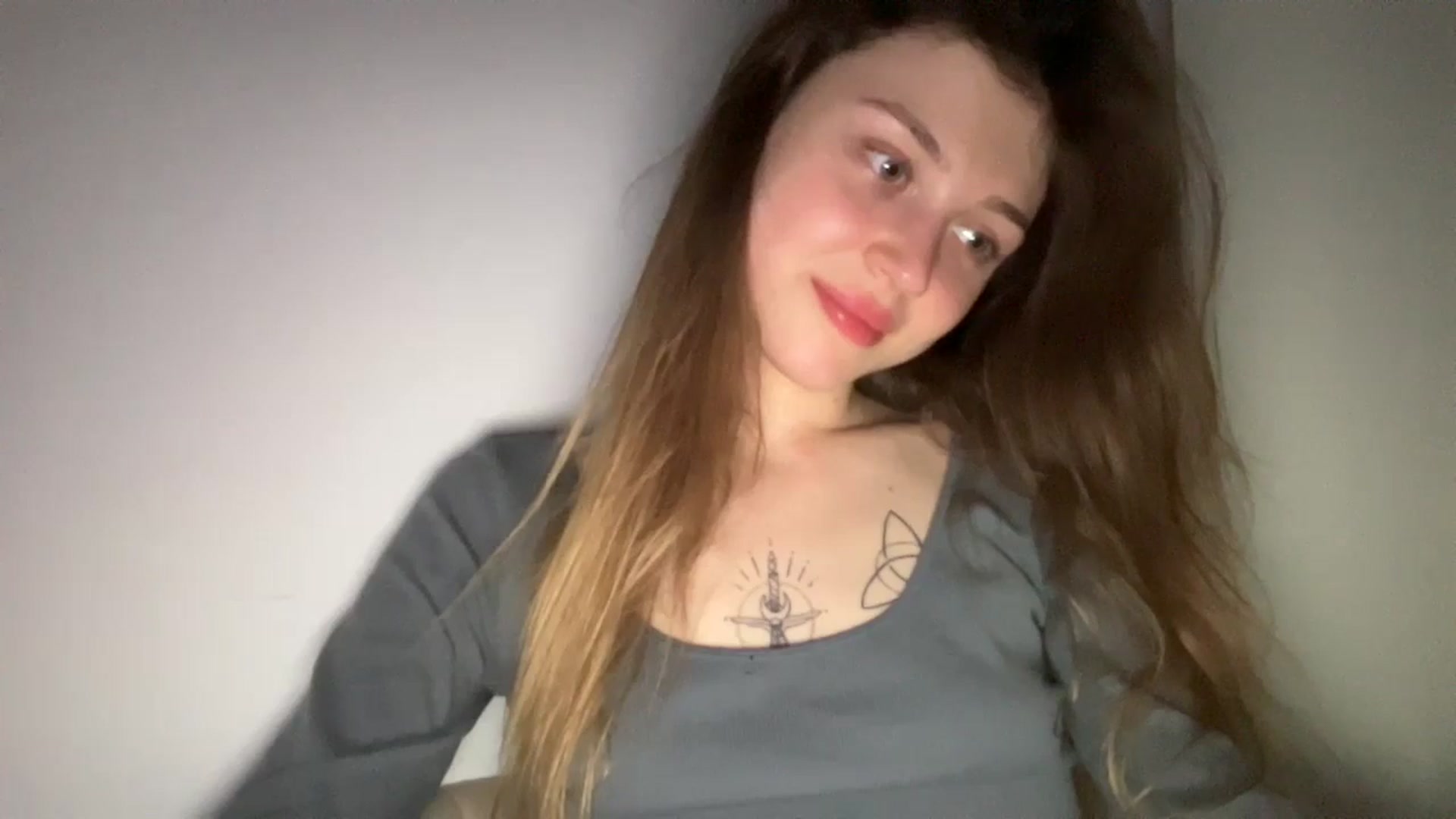 Gallery image thumbnail from Coconut_dream's myfreecams stream on, 06/01/2024, 18:07 image 4 of 20