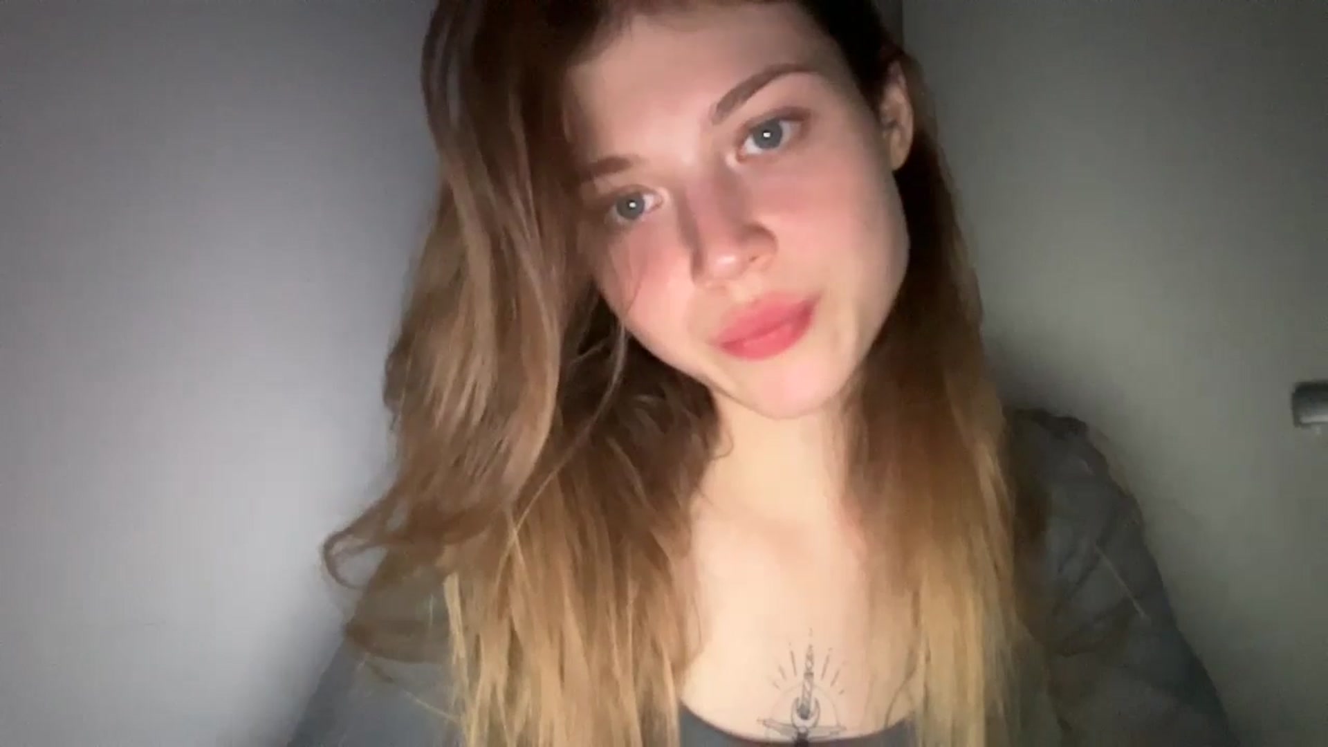 Gallery image thumbnail from Coconut_dream's myfreecams stream on, 06/01/2024, 18:07 image 15 of 20