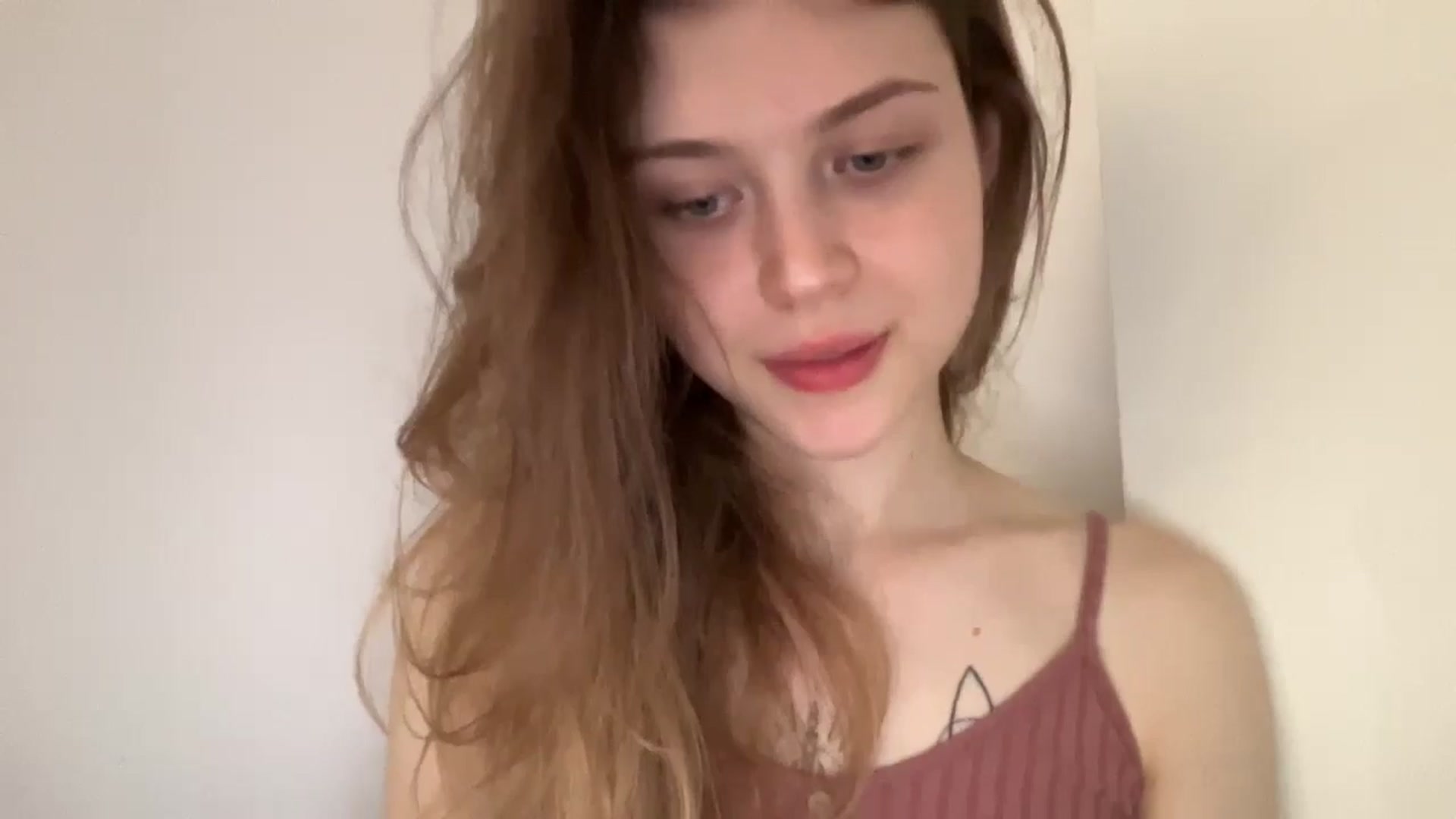 Gallery image thumbnail from Coconut_dream's myfreecams stream on, 06/02/2024, 07:01 image 19 of 20