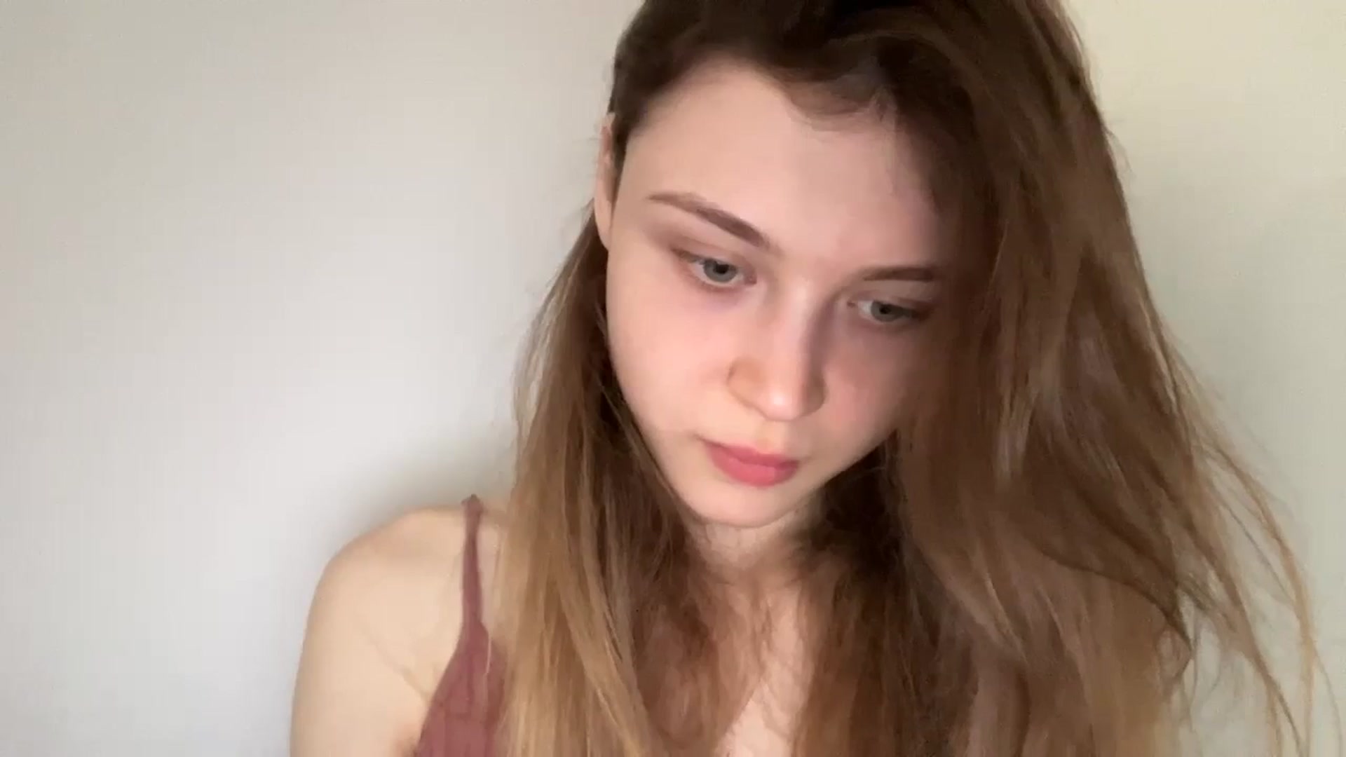 Gallery image thumbnail from Coconut_dream's myfreecams stream on, 06/02/2024, 07:01 image 10 of 20