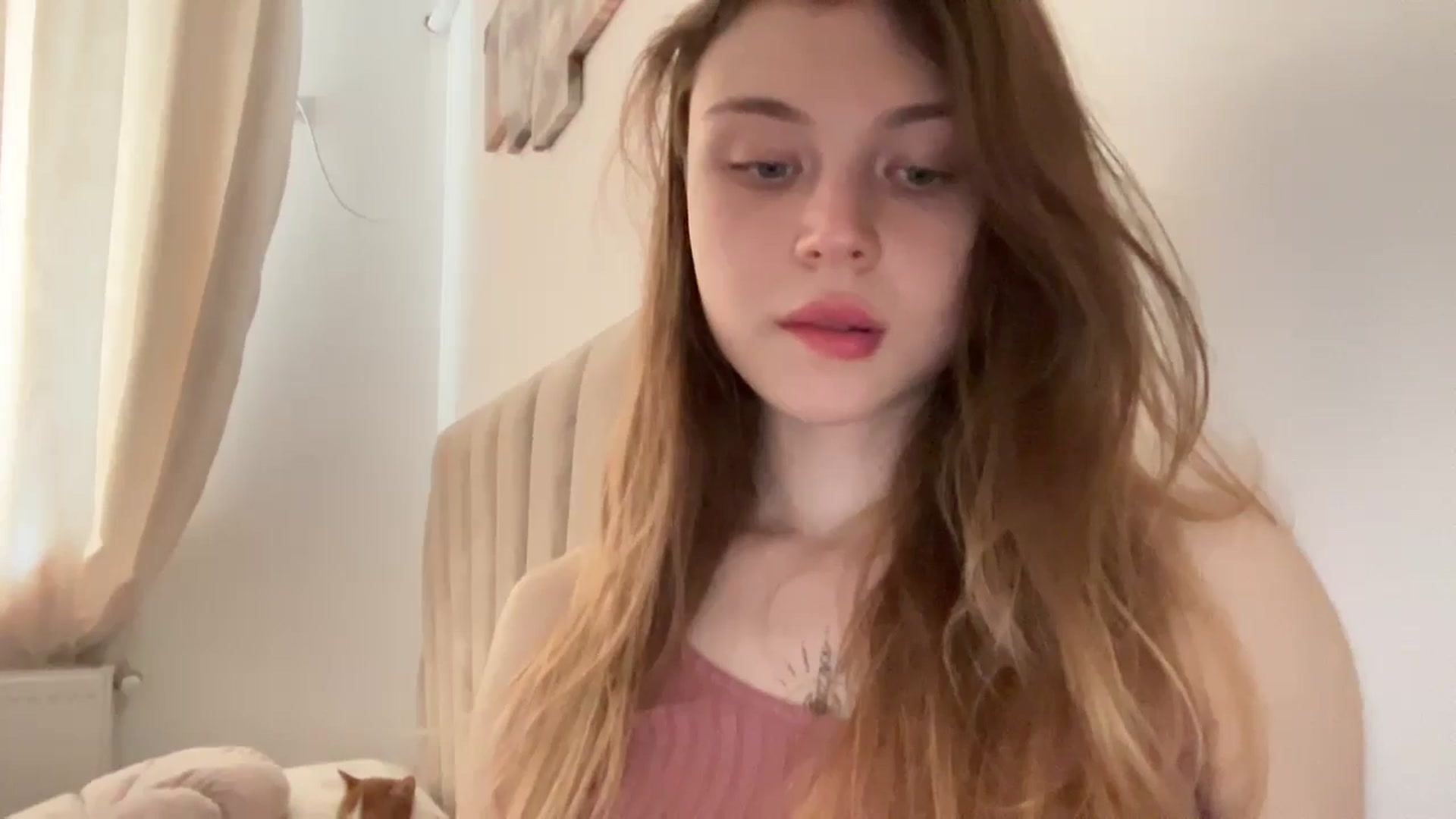 Gallery image thumbnail from Coconut_dream's myfreecams stream on, 06/02/2024, 11:46 image 7 of 20