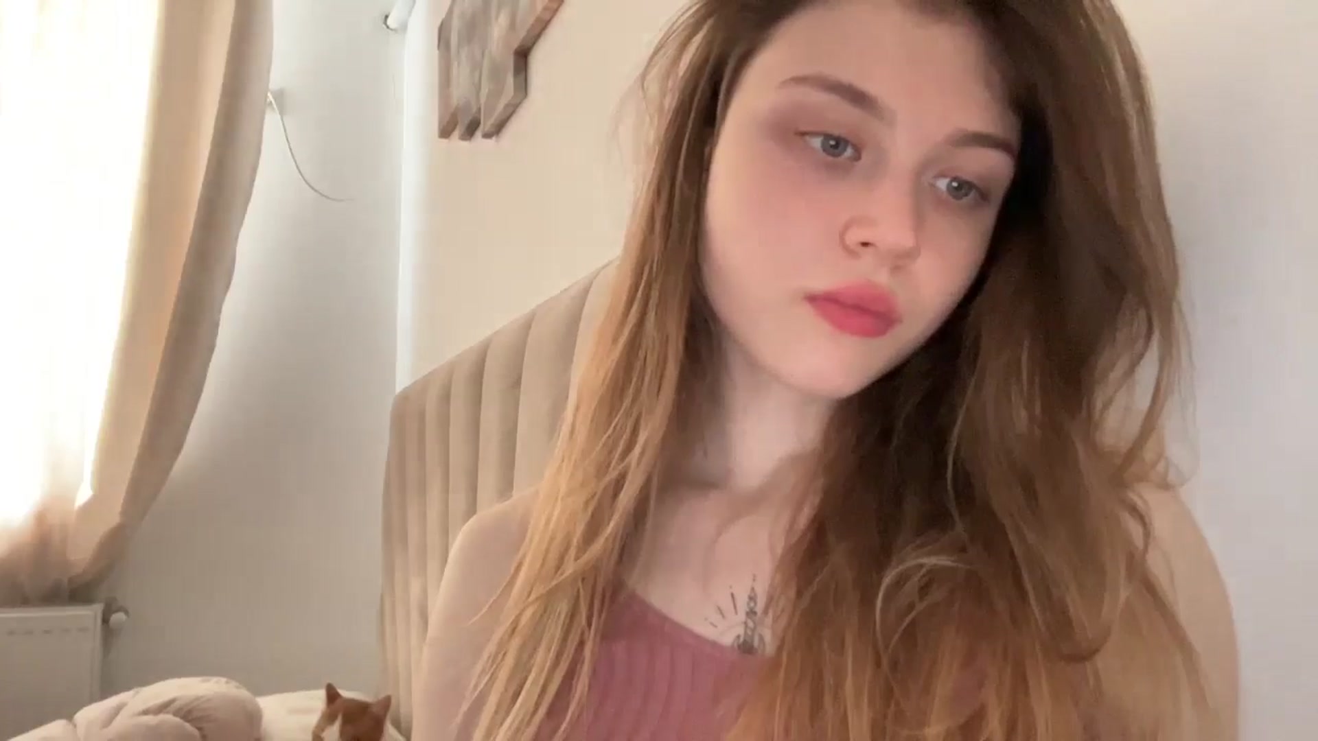 Gallery image thumbnail from Coconut_dream's myfreecams stream on, 06/02/2024, 11:46 image 4 of 20
