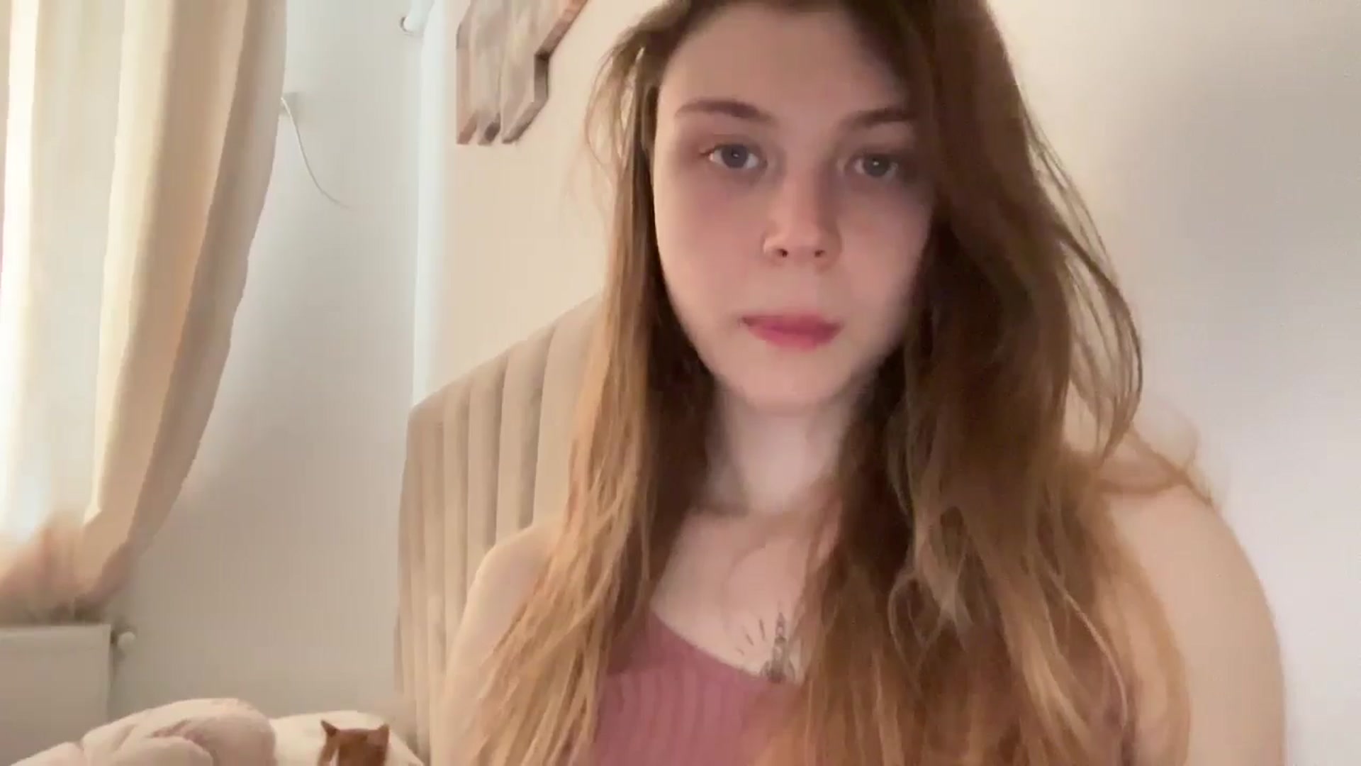 Gallery image thumbnail from Coconut_dream's myfreecams stream on, 06/02/2024, 11:46 image 9 of 20