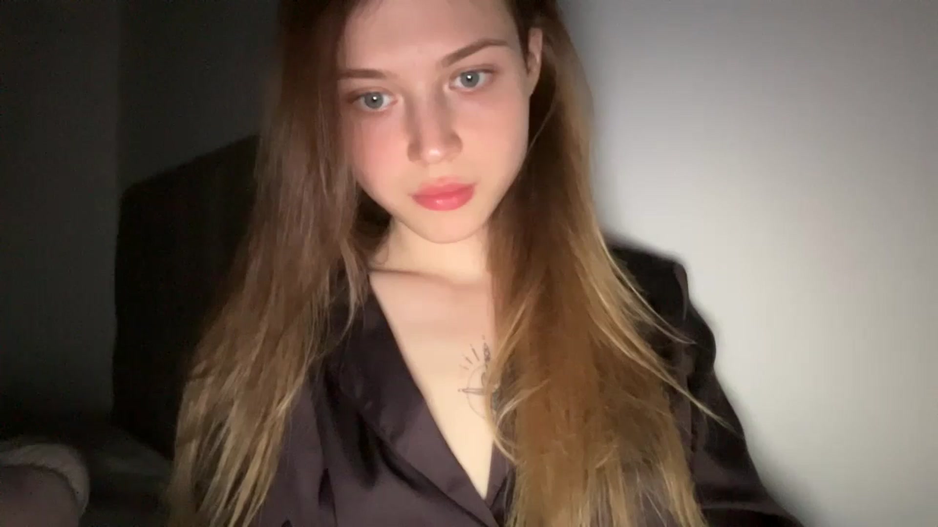 Gallery image thumbnail from Coconut_dream's myfreecams stream on, 06/02/2024, 19:01 image 13 of 20