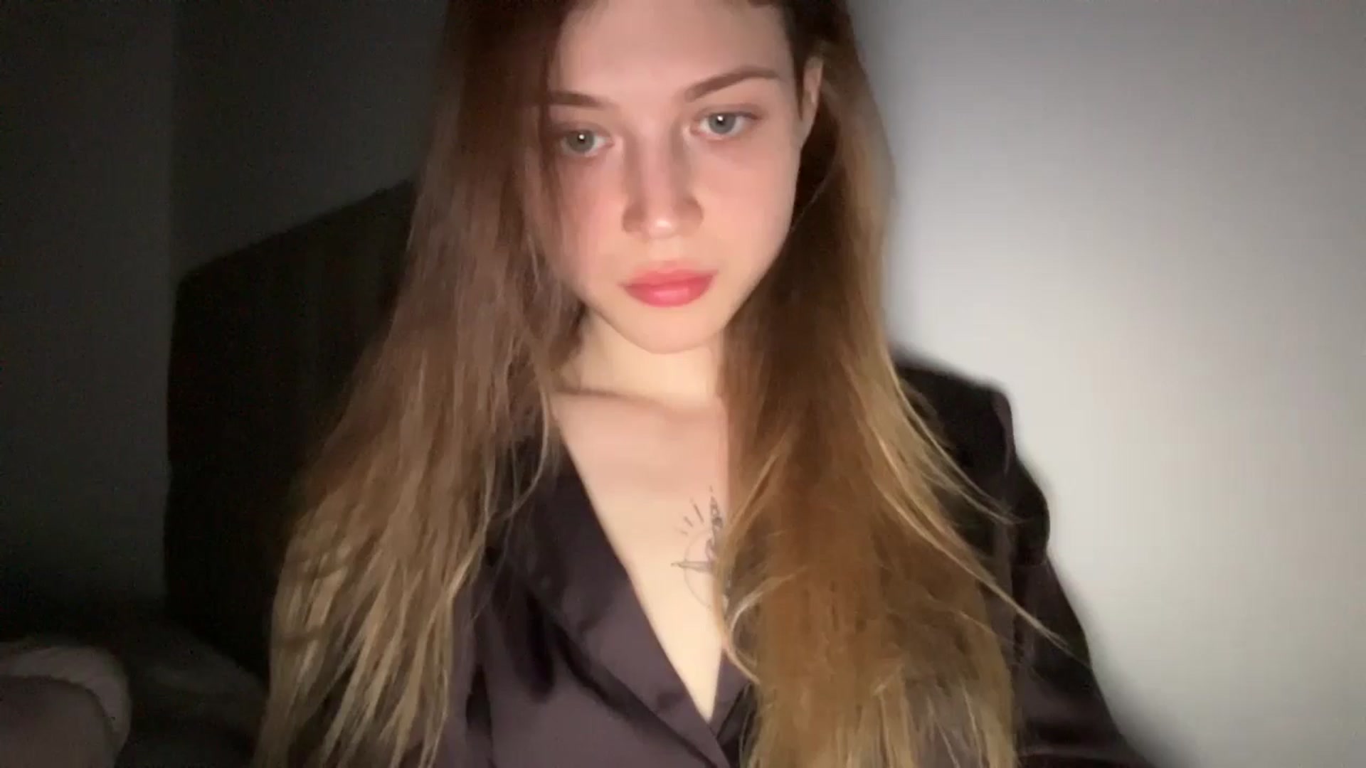 Gallery image thumbnail from Coconut_dream's myfreecams stream on, 06/02/2024, 19:01 image 17 of 20