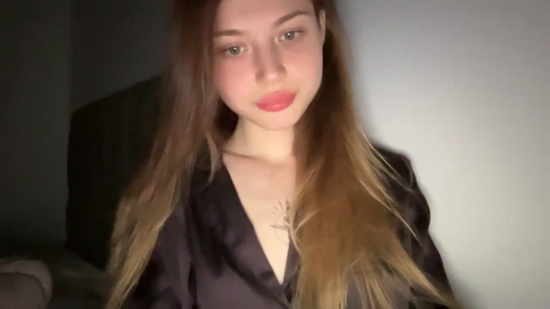 Gallery image thumbnail from Coconut_dream's myfreecams stream on, 06/02/2024, 19:01 image 11 of 20