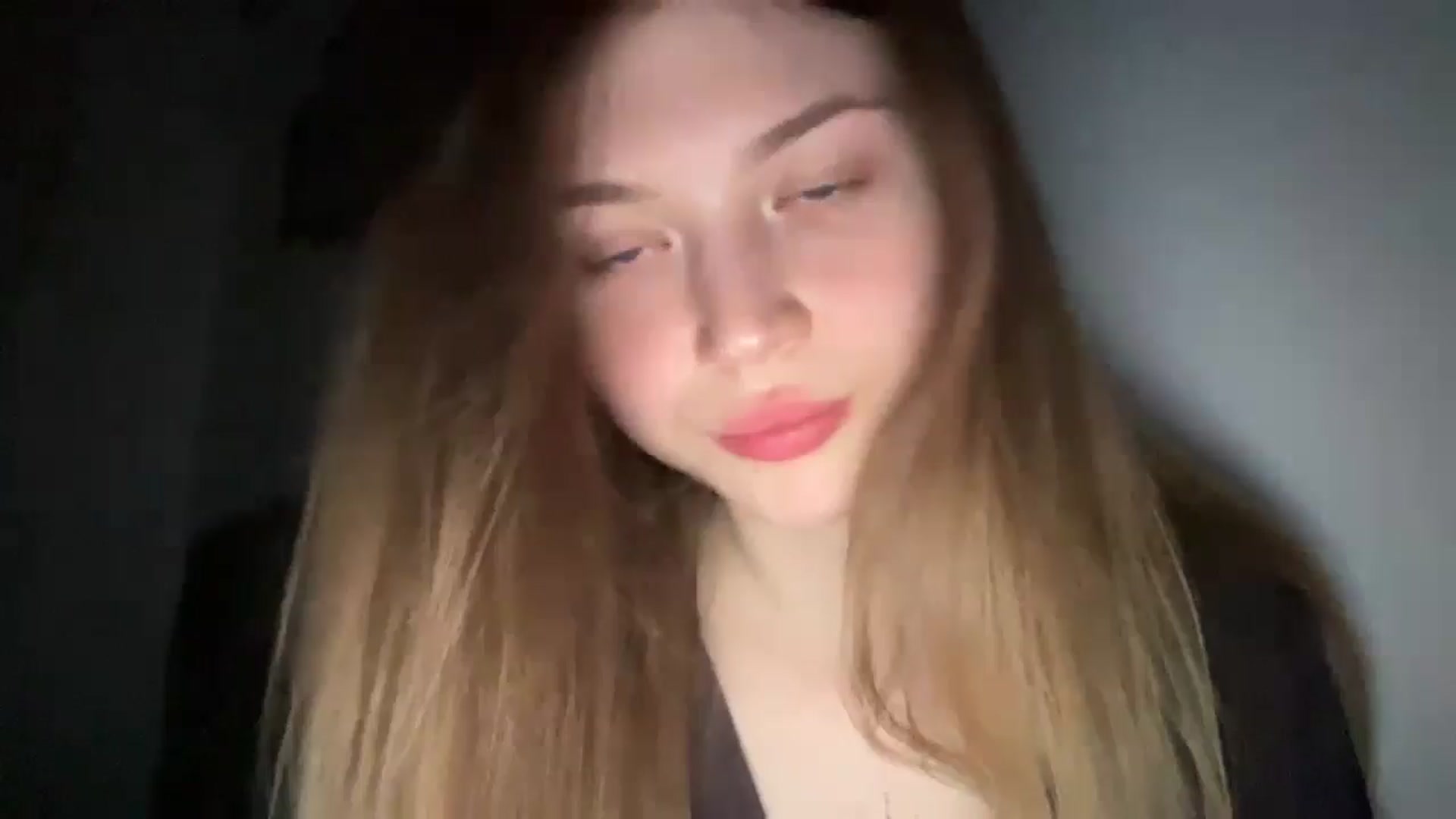 Gallery image thumbnail from Coconut_dream's myfreecams stream on, 06/02/2024, 19:39 image 2 of 20