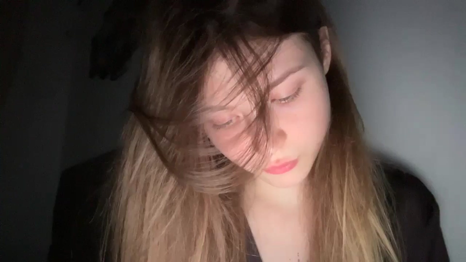 Gallery image thumbnail from Coconut_dream's myfreecams stream on, 06/02/2024, 19:39 image 16 of 20