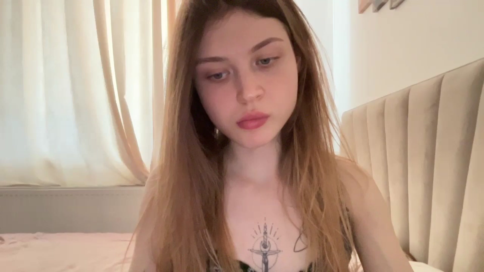 Gallery image thumbnail from Coconut_dream's myfreecams stream on, 06/03/2024, 09:22 image 17 of 20