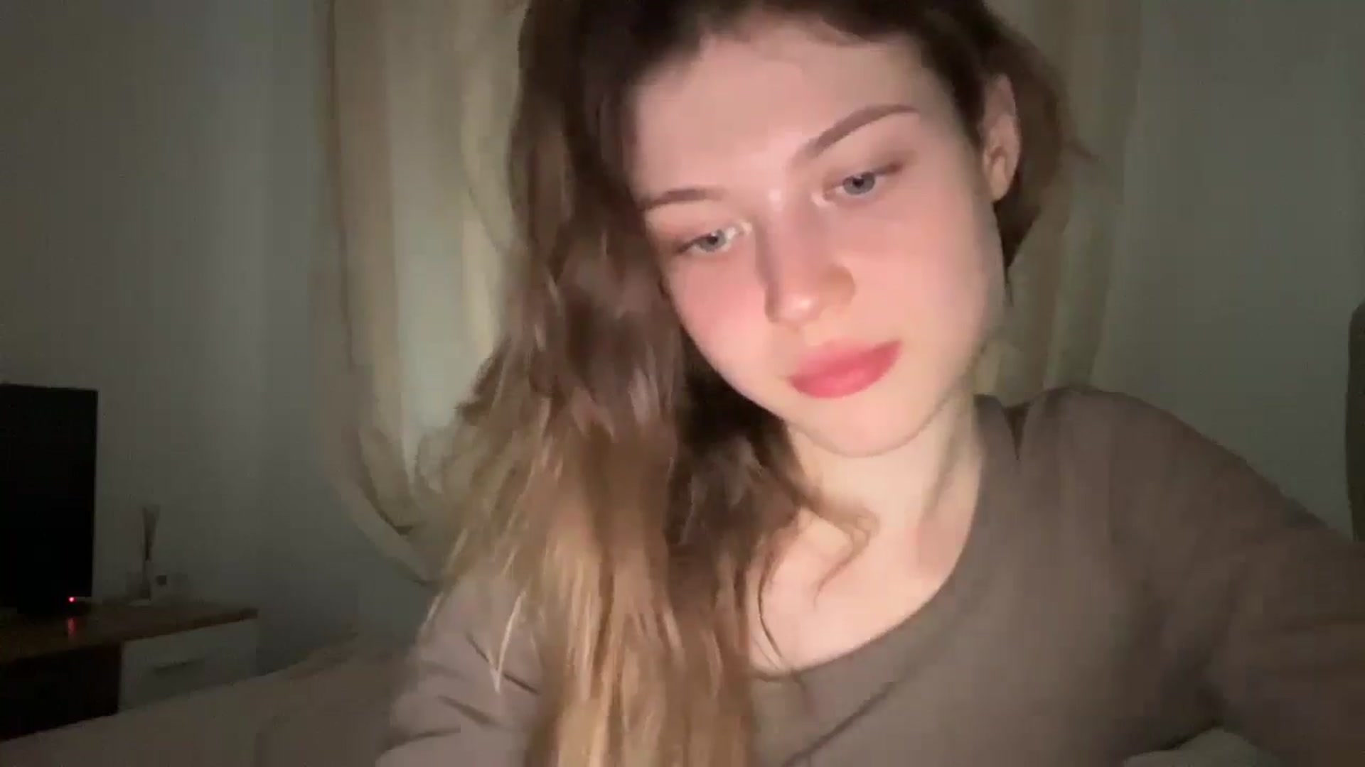 Gallery image thumbnail from Coconut_dream's myfreecams stream on, 06/03/2024, 16:31 image 9 of 20