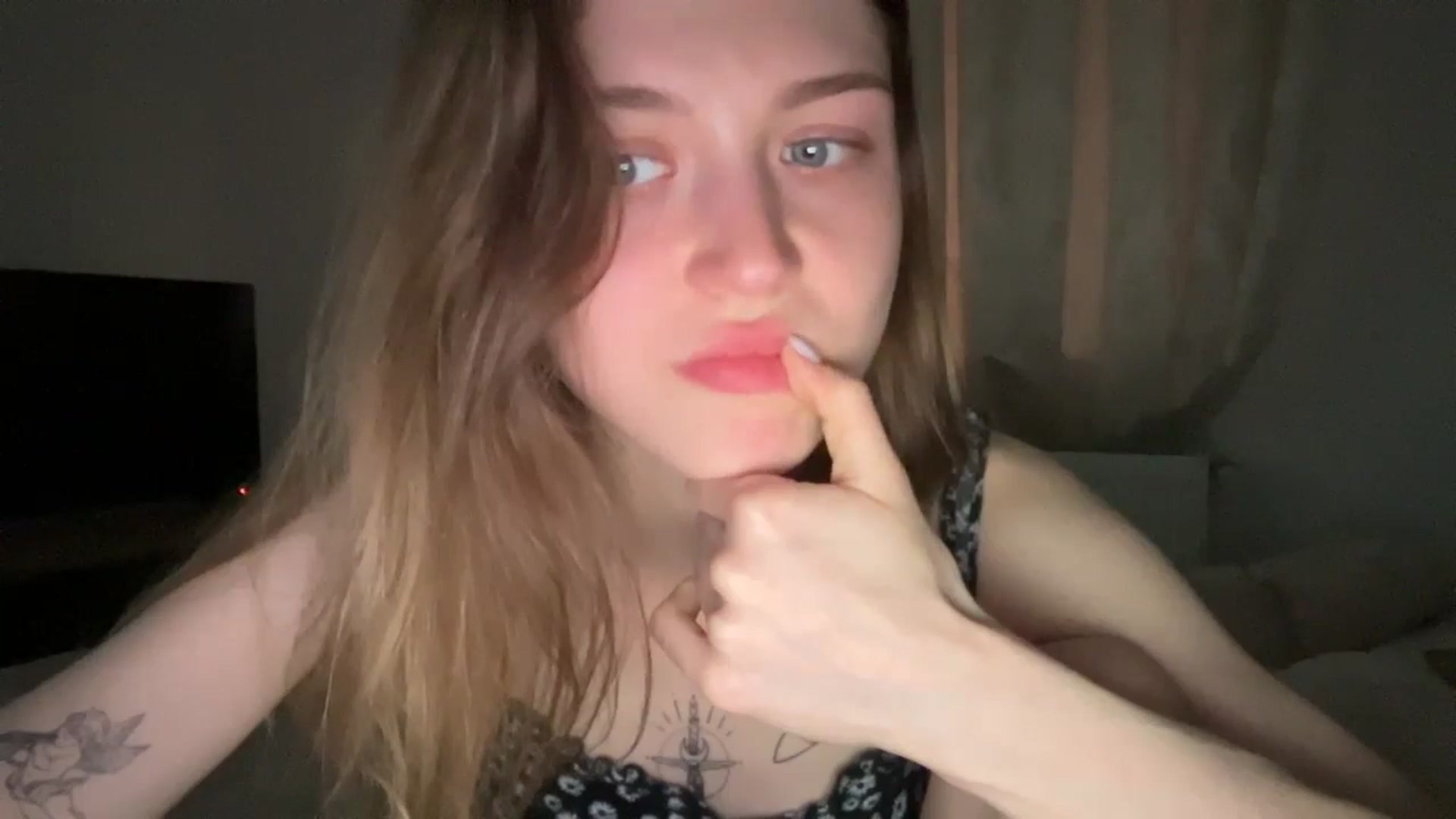 Gallery image thumbnail from Coconut_dream's myfreecams stream on, 06/03/2024, 18:02 image 19 of 20