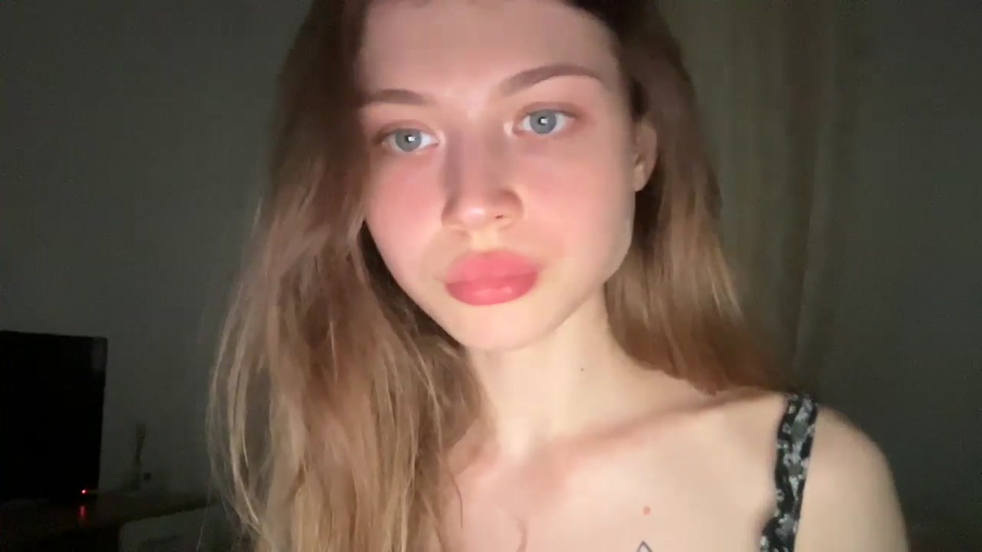 Gallery image thumbnail from Coconut_dream's myfreecams stream on, 06/03/2024, 18:02 image 4 of 20