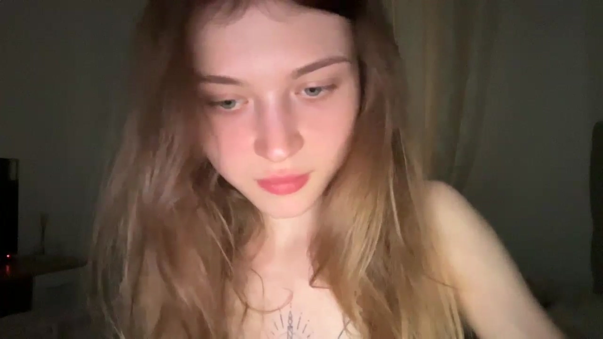 Gallery image thumbnail from Coconut_dream's myfreecams stream on, 06/03/2024, 18:02 image 6 of 20