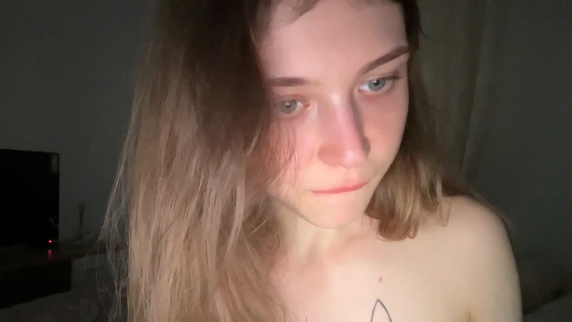 Gallery image thumbnail from Coconut_dream's myfreecams stream on, 06/03/2024, 18:02 image 11 of 20
