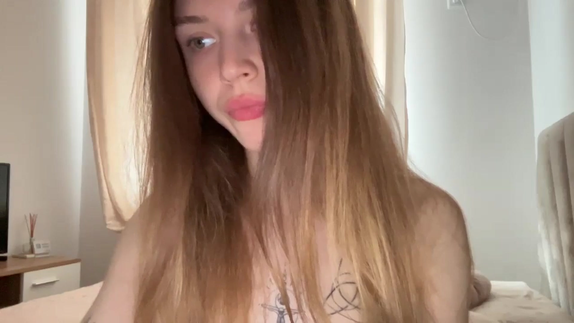 Gallery image thumbnail from Coconut_dream's myfreecams stream on, 06/04/2024, 06:44 image 4 of 20