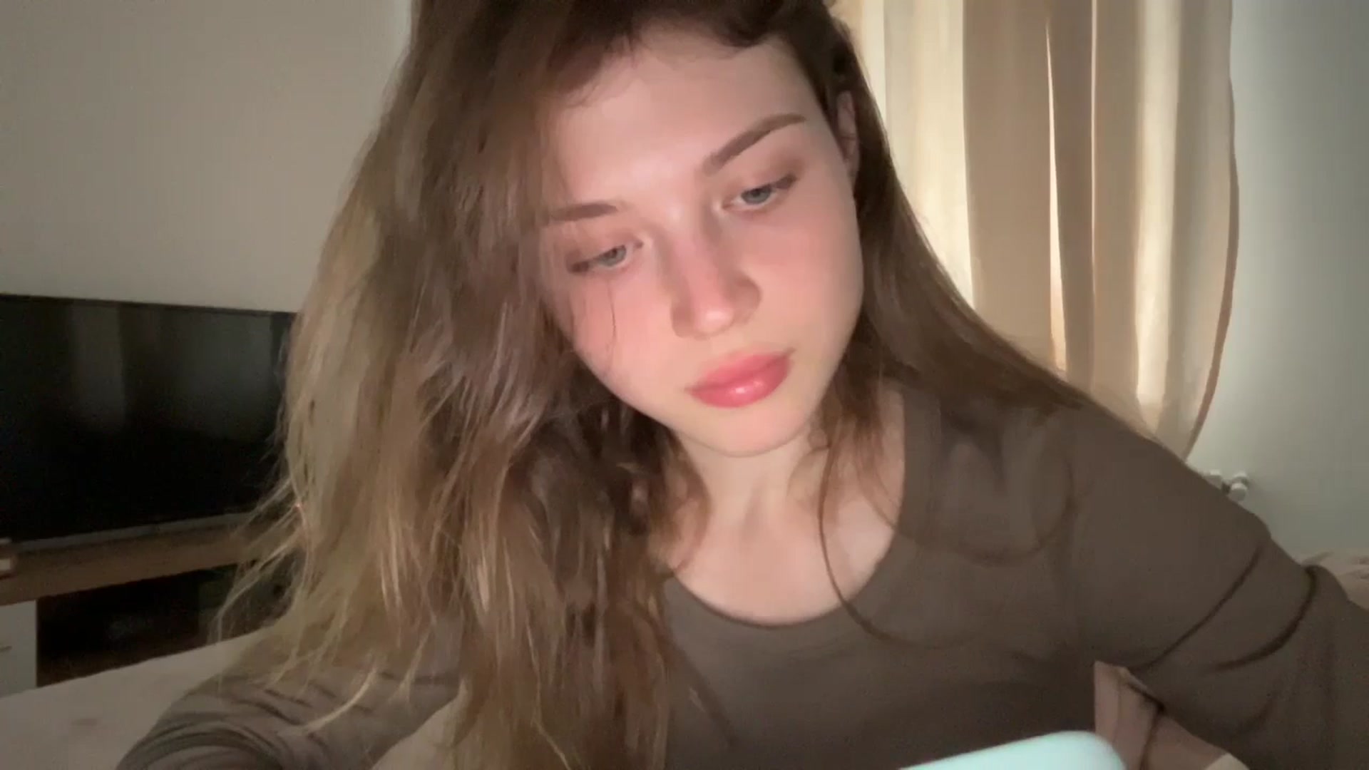 Gallery image thumbnail from Coconut_dream's myfreecams stream on, 06/04/2024, 17:32 image 16 of 20
