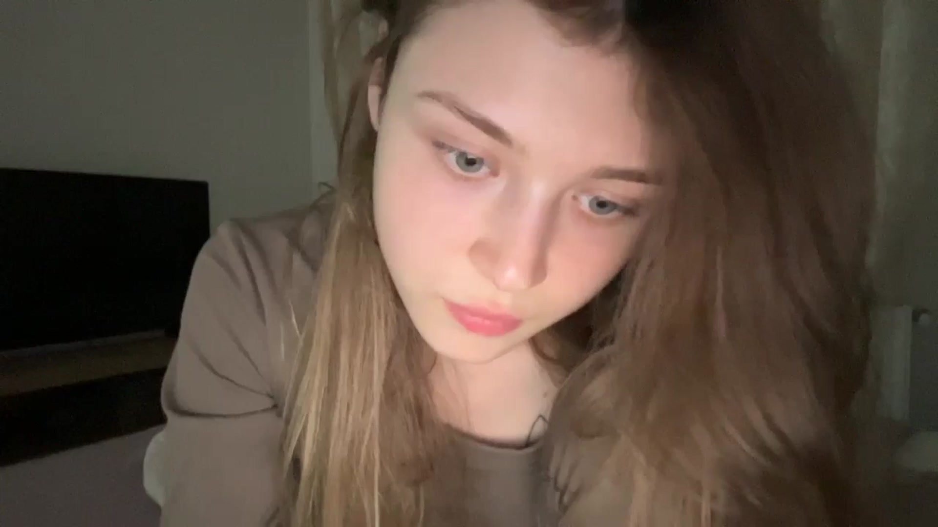Gallery image thumbnail from Coconut_dream's myfreecams stream on, 06/04/2024, 19:27 image 14 of 20
