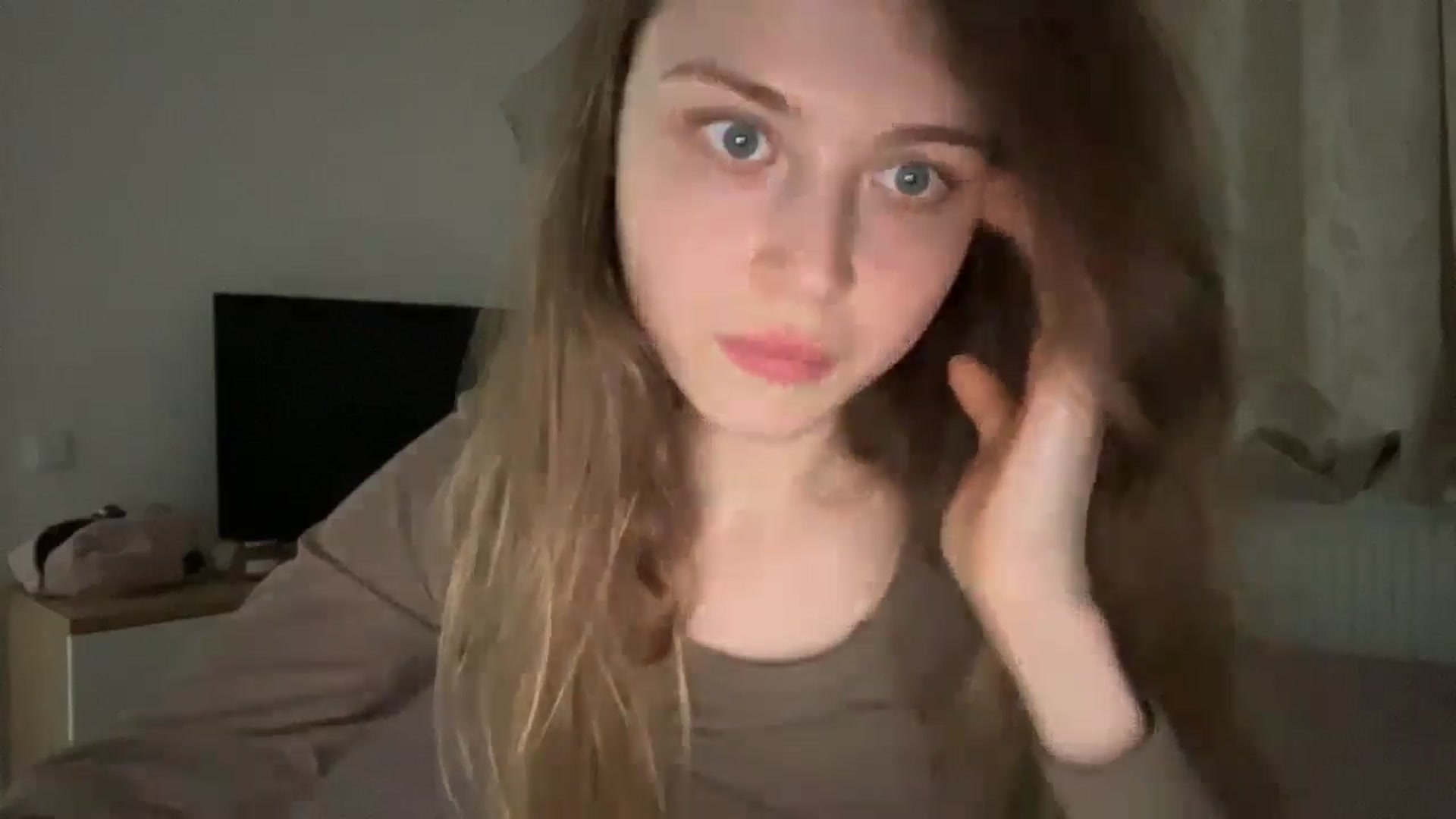 Gallery image thumbnail from Coconut_dream's myfreecams stream on, 06/04/2024, 19:27 image 7 of 20