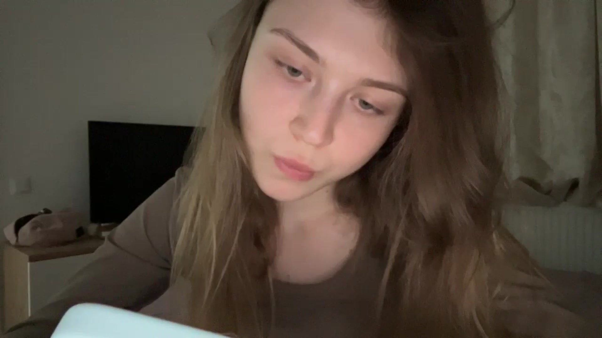 Gallery image thumbnail from Coconut_dream's myfreecams stream on, 06/04/2024, 19:27 image 8 of 20