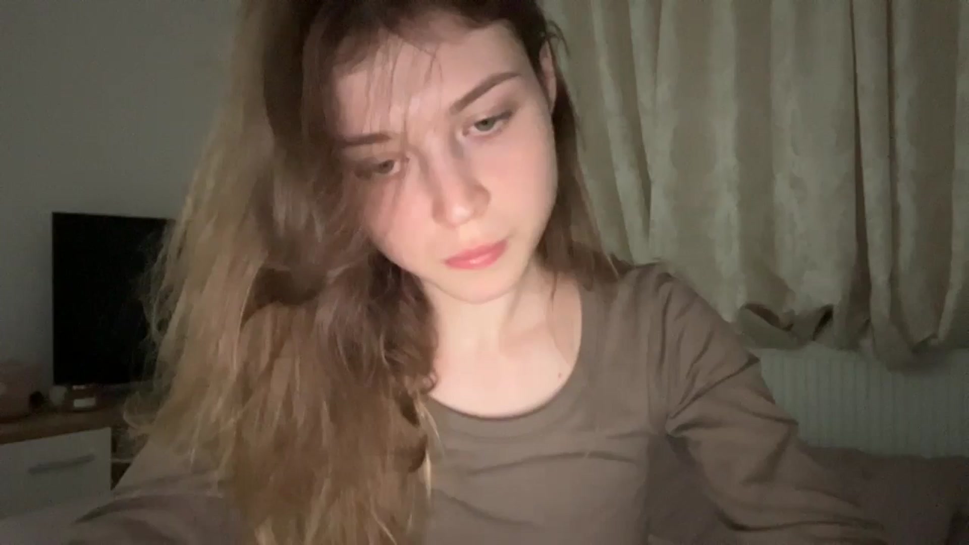 Gallery image thumbnail from Coconut_dream's myfreecams stream on, 06/04/2024, 19:27 image 1 of 20