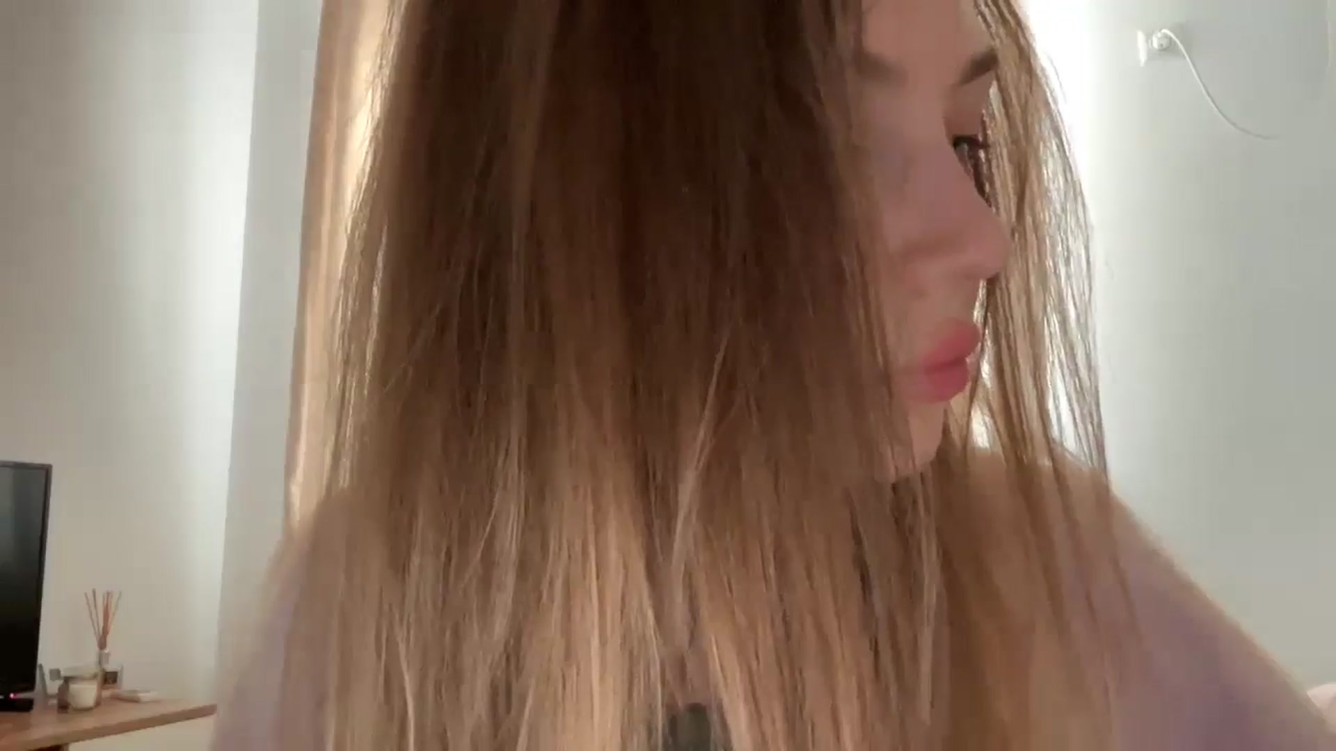 Gallery image thumbnail from Coconut_dream's myfreecams stream on, 06/06/2024, 06:58 image 20 of 20