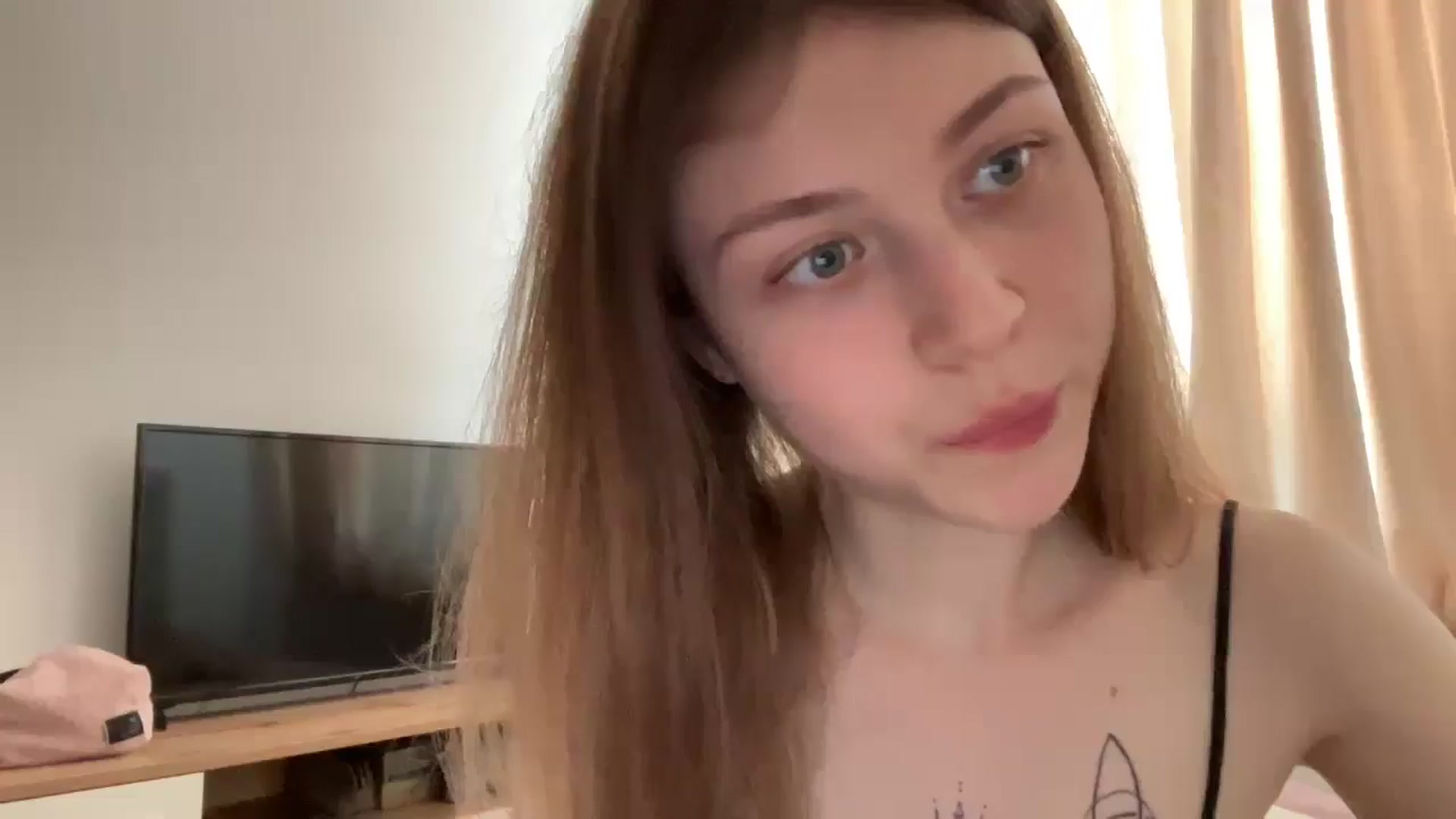 Gallery image thumbnail from Coconut_dream's myfreecams stream on, 06/06/2024, 09:08 image 6 of 20