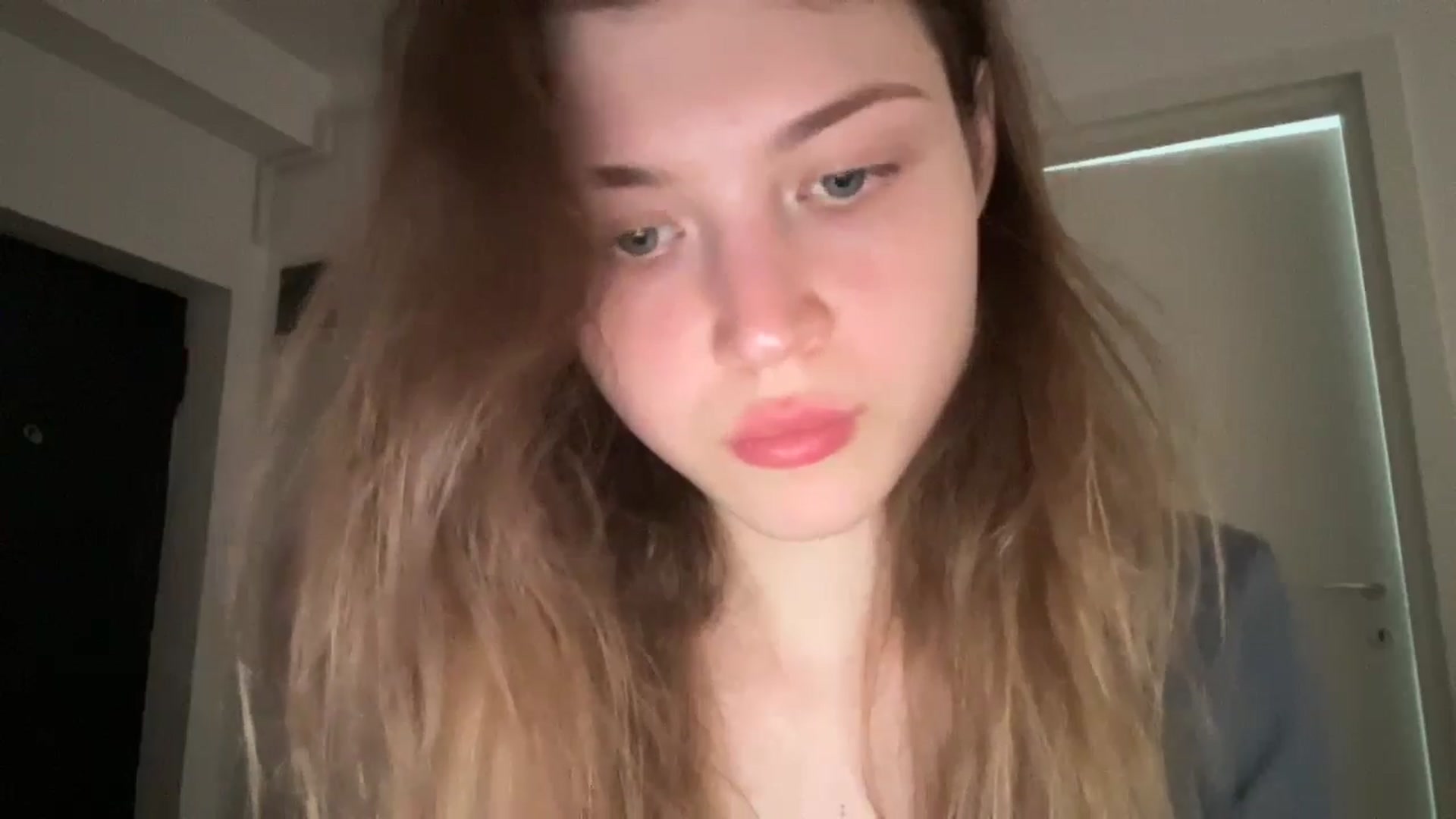 Gallery image thumbnail from Coconut_dream's myfreecams stream on, 06/07/2024, 17:21 image 16 of 20