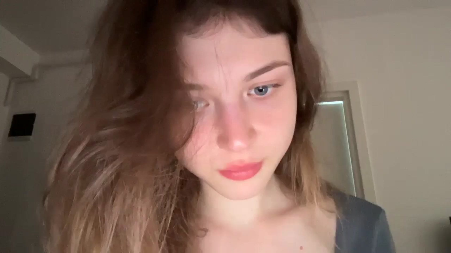 Gallery image thumbnail from Coconut_dream's myfreecams stream on, 06/07/2024, 17:21 image 12 of 20