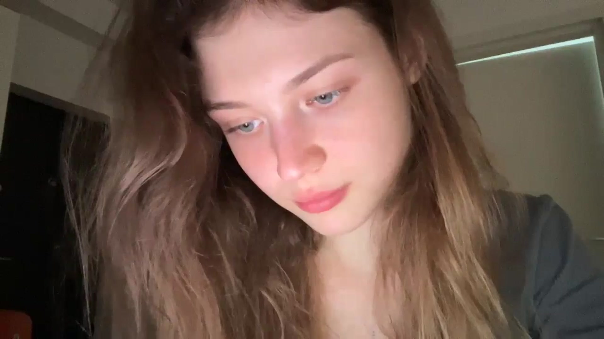 Gallery image thumbnail from Coconut_dream's myfreecams stream on, 06/07/2024, 17:21 image 15 of 20