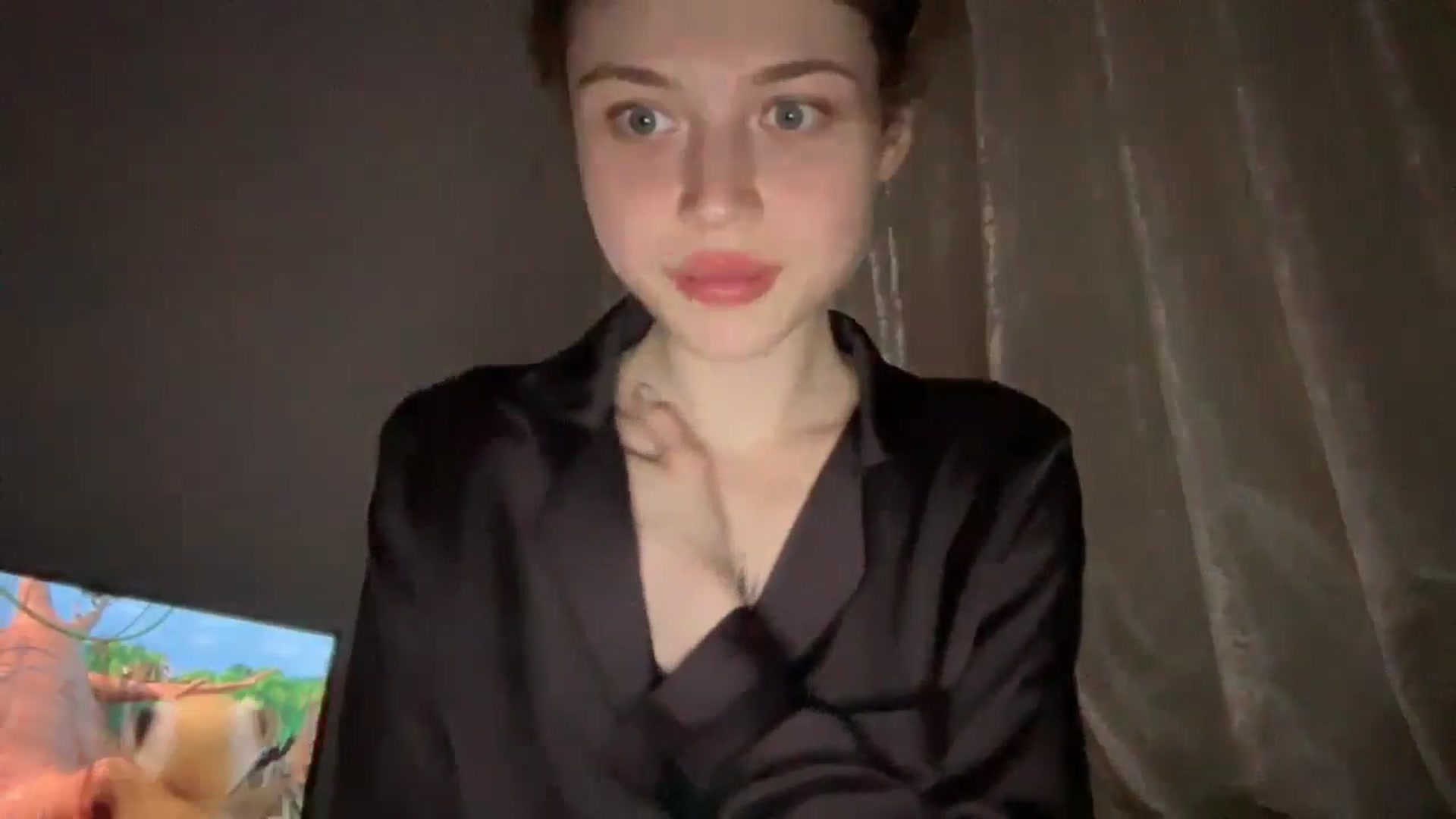 Gallery image thumbnail from Coconut_dream's myfreecams stream on, 06/08/2024, 23:00 image 19 of 20