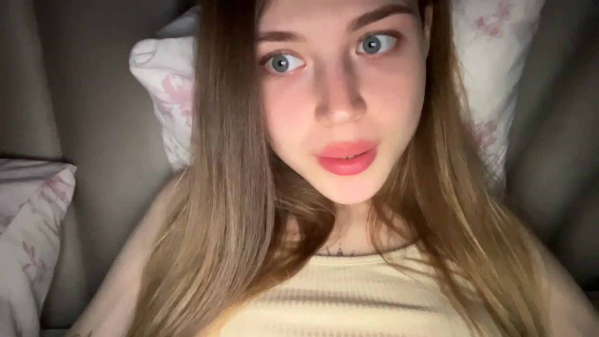 Gallery image thumbnail from Coconut_dream's myfreecams stream on, 06/09/2024, 20:37 image 8 of 20