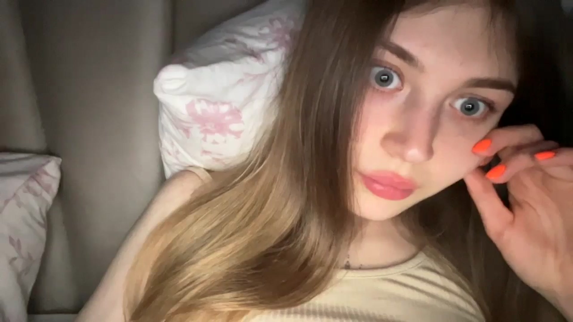 Gallery image thumbnail from Coconut_dream's myfreecams stream on, 06/09/2024, 20:55 image 12 of 20