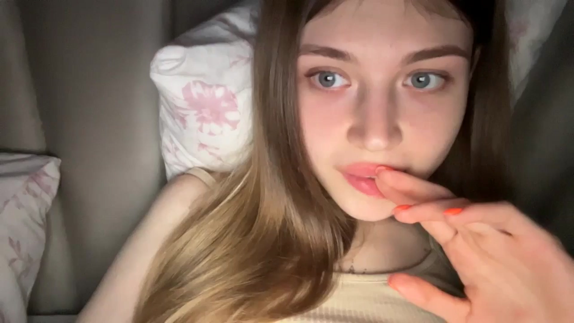 Gallery image thumbnail from Coconut_dream's myfreecams stream on, 06/09/2024, 20:55 image 20 of 20