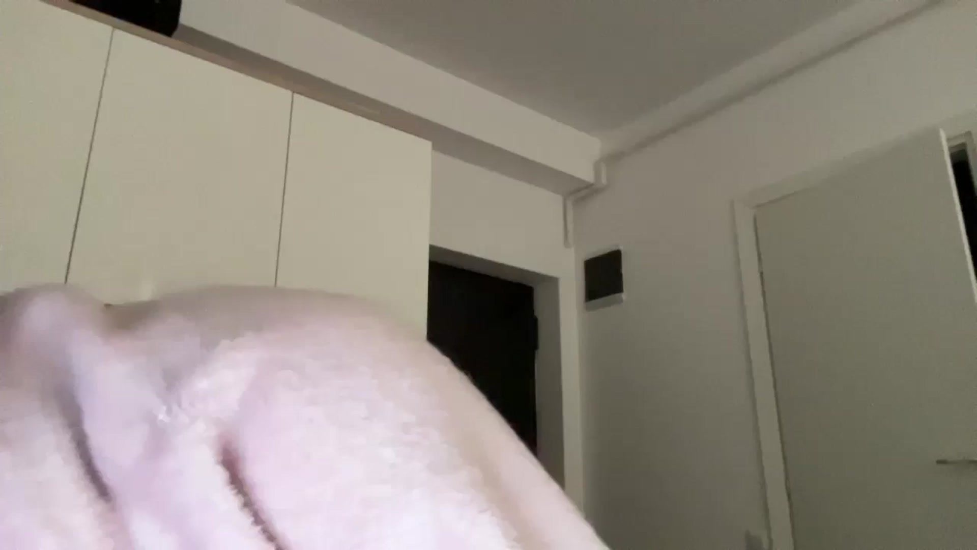 Gallery image thumbnail from Coconut_dream's myfreecams stream on, 06/10/2024, 08:03 image 1 of 20