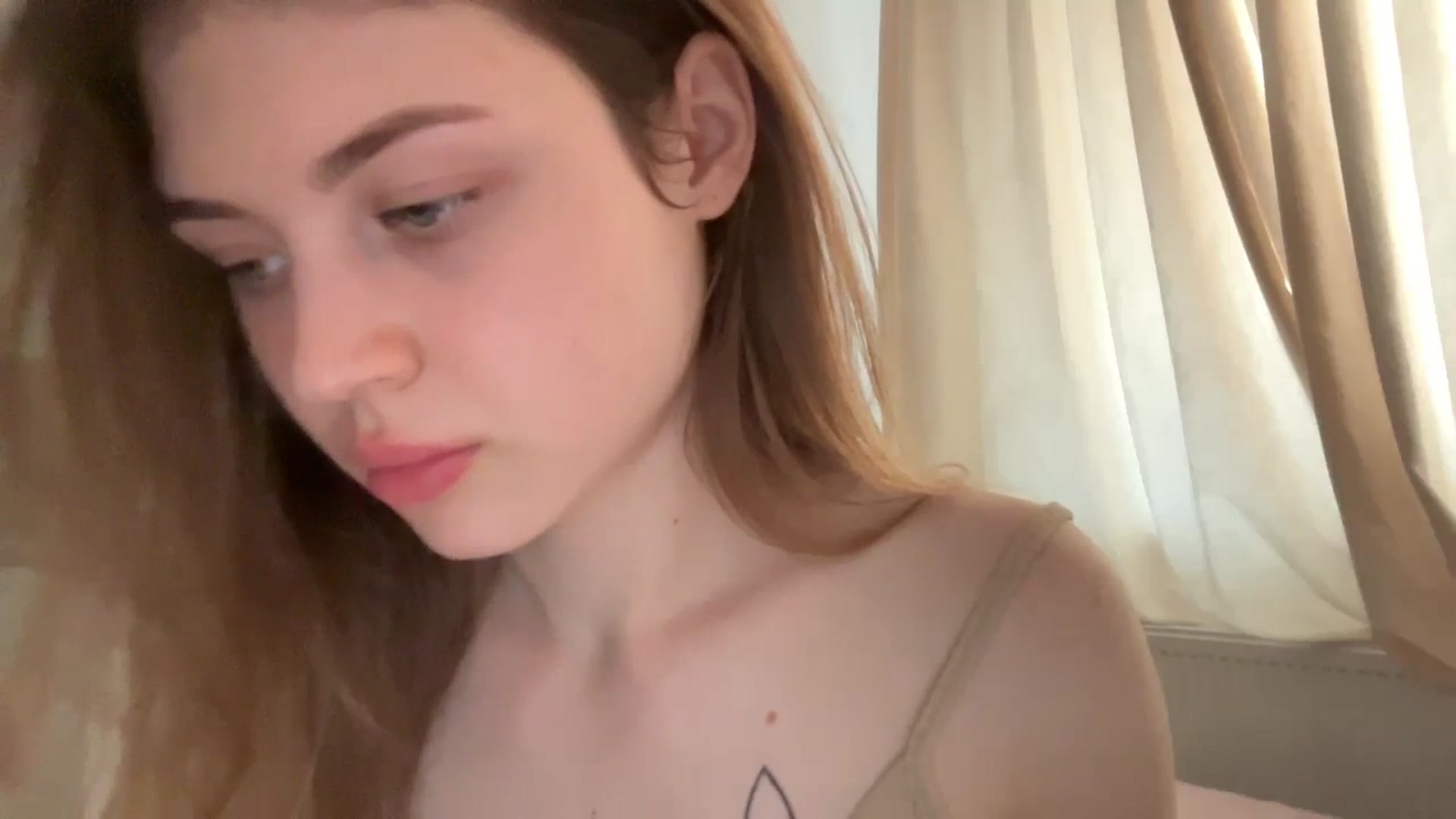 Gallery image thumbnail from Coconut_dream's myfreecams stream on, 06/10/2024, 09:35 image 2 of 20