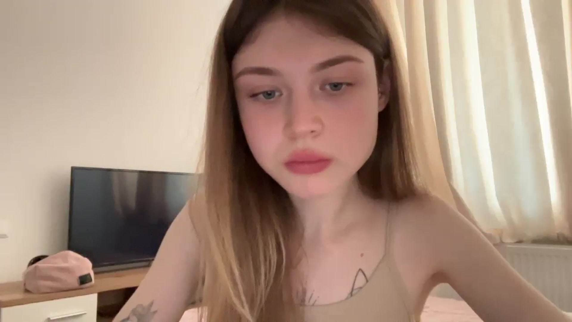 Gallery image thumbnail from Coconut_dream's myfreecams stream on, 06/10/2024, 10:15 image 19 of 20