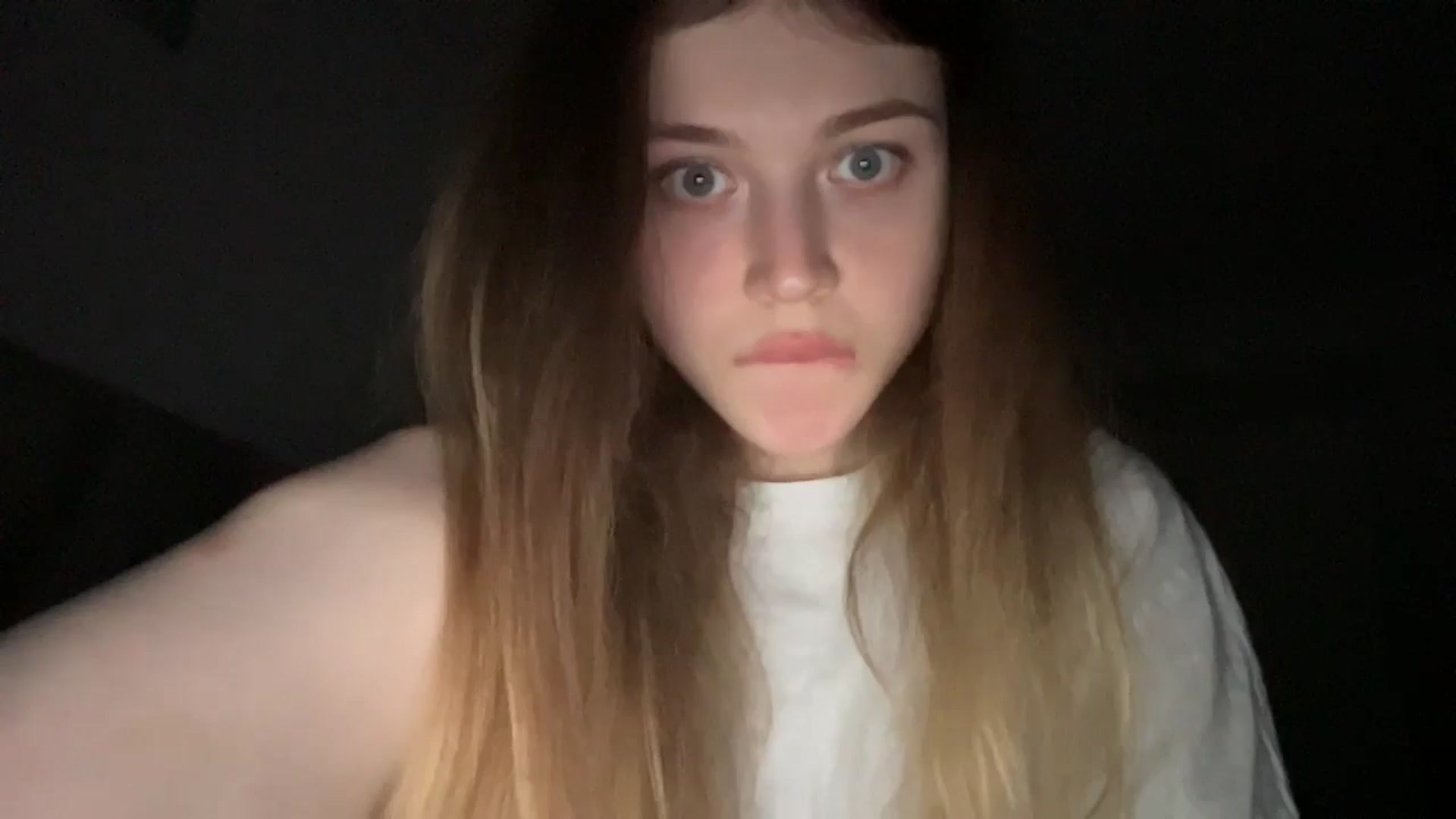 Gallery image thumbnail from Coconut_dream's myfreecams stream on, 06/10/2024, 19:23 image 20 of 20
