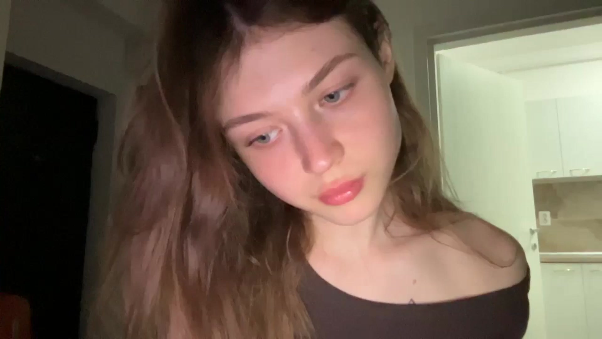 Gallery image thumbnail from Coconut_dream's myfreecams stream on, 06/12/2024, 18:41 image 16 of 20