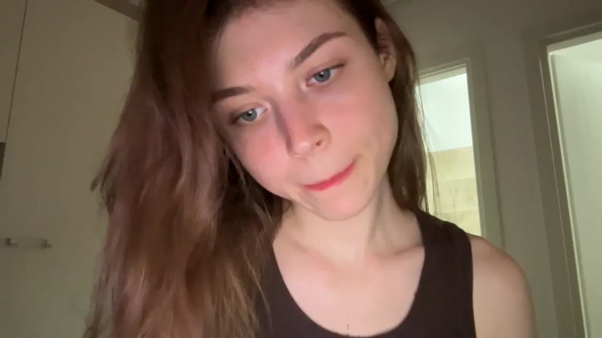 Gallery image thumbnail from Coconut_dream's myfreecams stream on, 06/12/2024, 18:41 image 6 of 20