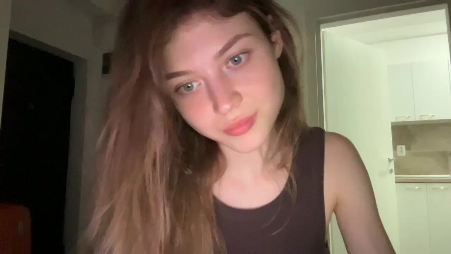 Gallery image thumbnail from Coconut_dream's myfreecams stream on, 06/12/2024, 18:41 image 19 of 20